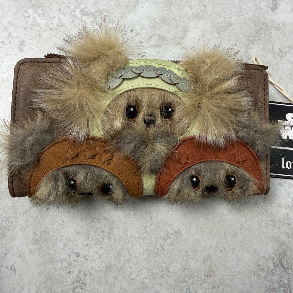 Loungefly Star Wars Ewok Faux Fur Zip Wallet Brown Plush Wicket Ewoks Disney